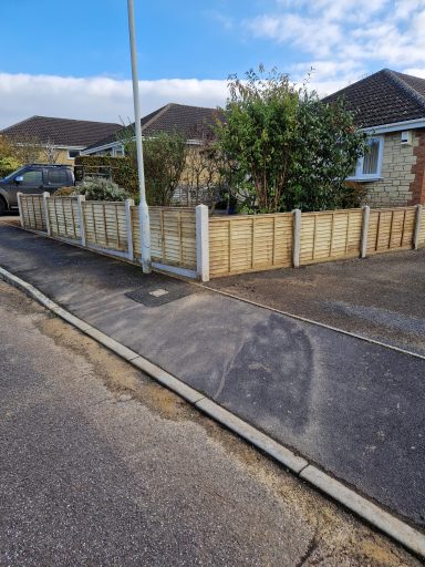 Overlaps on Concrete