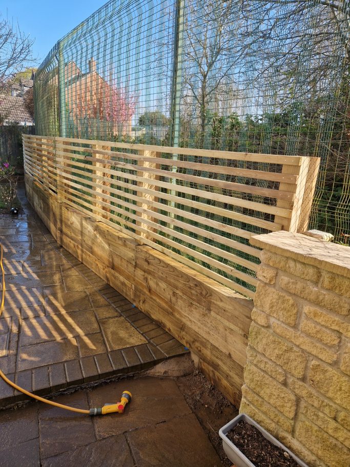 Sleeper wall & trellis